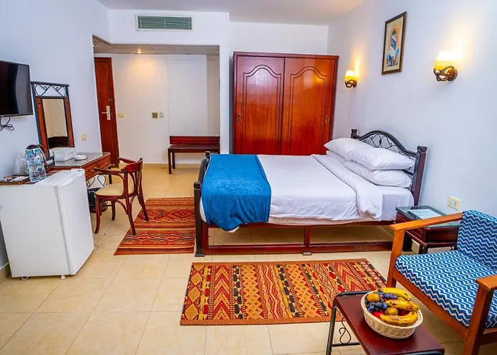 Hotel Marina Wadi Degla 3*